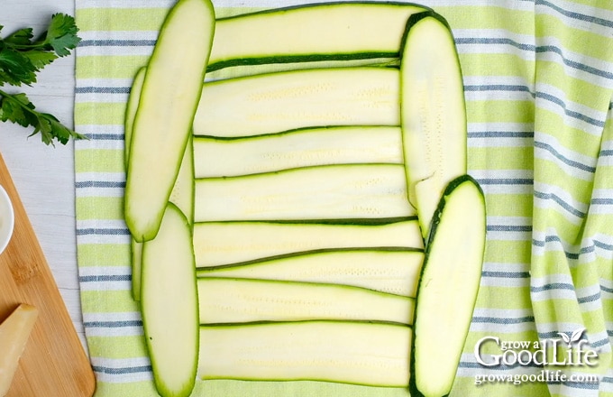removing extra moisture from sliced zucchini