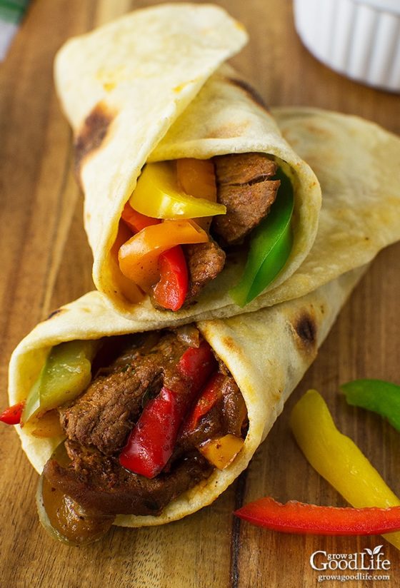 chili-lime-beef-steak-fajitas