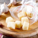 frozen cubes of pureed garlic in oil